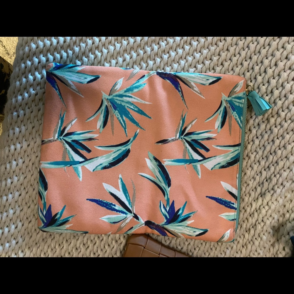 Pattern clutch